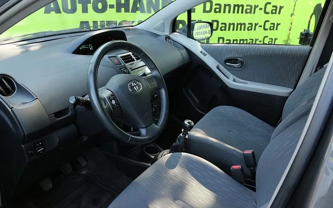 Toyota Yaris cena 18900 przebieg: 205000, rok produkcji 2009 z Siemianowice Śląskie małe 254